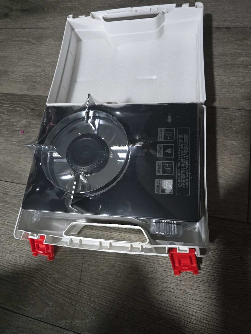 MOZOdawn Portable Single Burner Butane Stove - Silver with Black - Picture 3 of 8